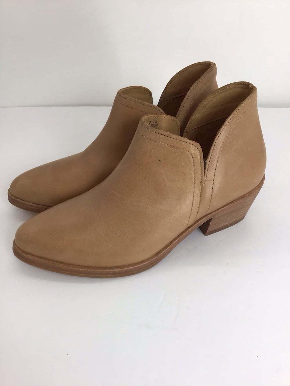 Nisolo NWOT Mia Everyday 100% Leather Ankle Bootie Women’s Almond Tan Size 7